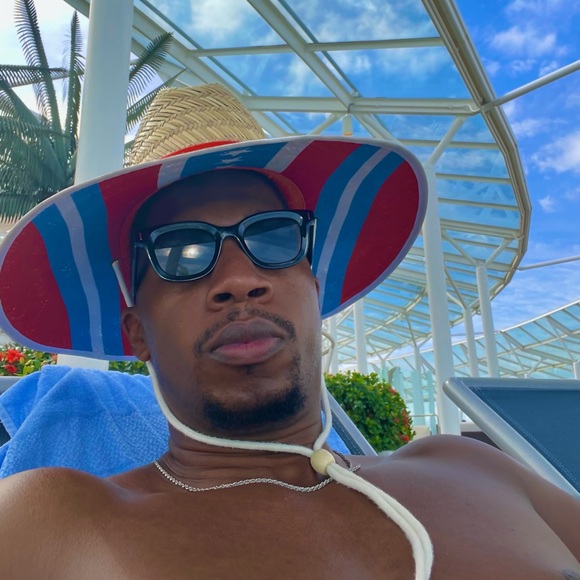 Meet The Posher - Picture 4 of 7